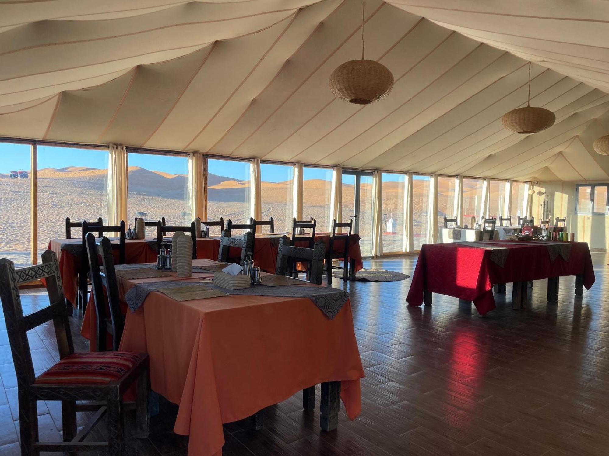 ホテル Luxury Camp Of Dar Morocco メルズーガ エクステリア 写真