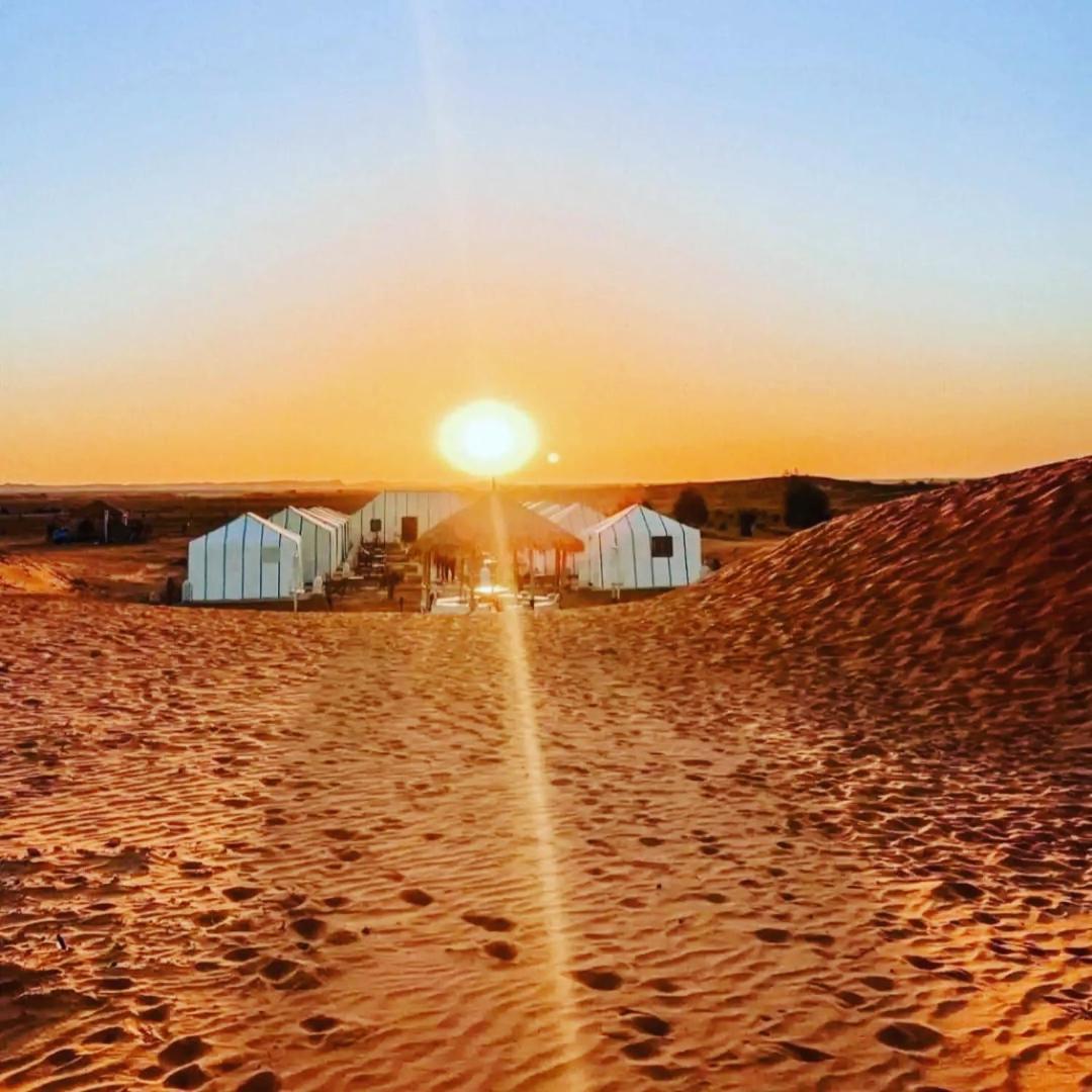 ホテル Luxury Camp Of Dar Morocco メルズーガ エクステリア 写真