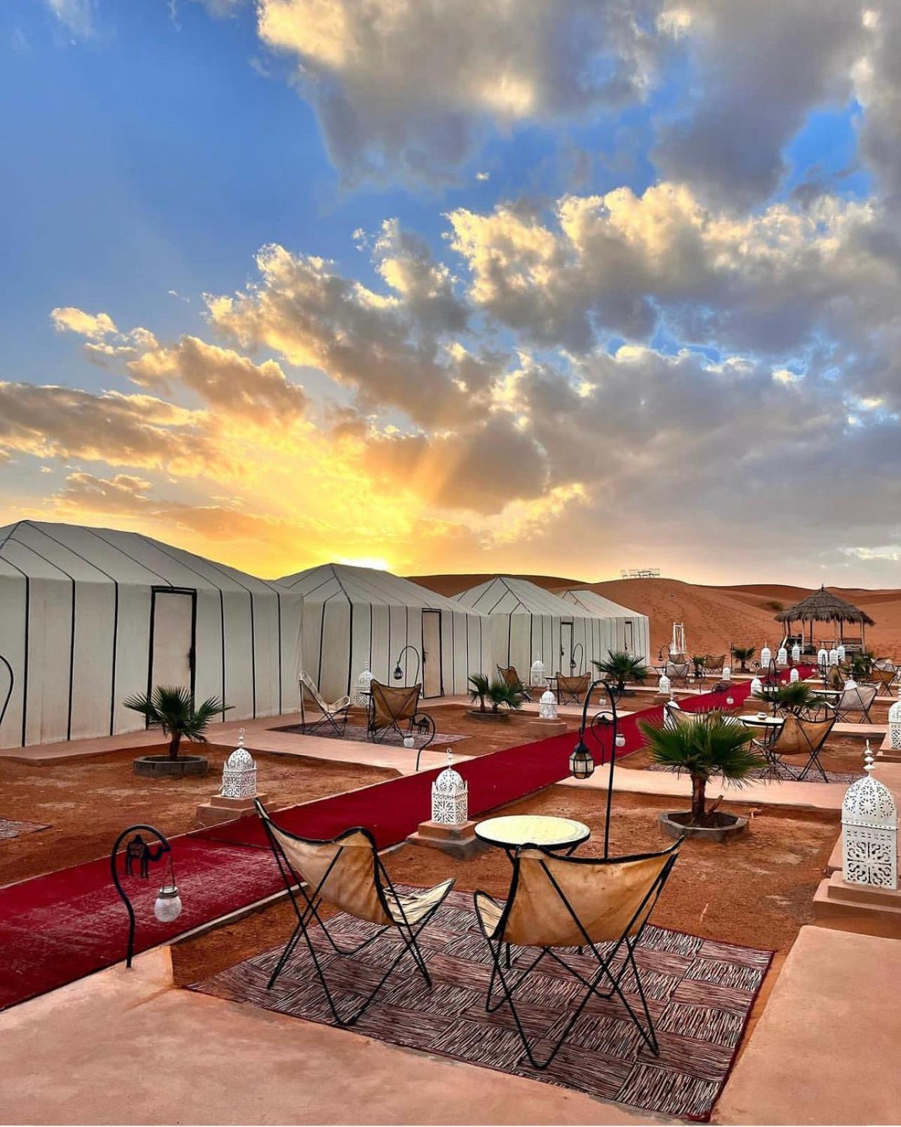 ホテル Luxury Camp Of Dar Morocco メルズーガ エクステリア 写真